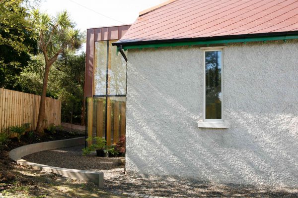 This project was to renovate and extend a 1900’s soldiers cottage in Howth