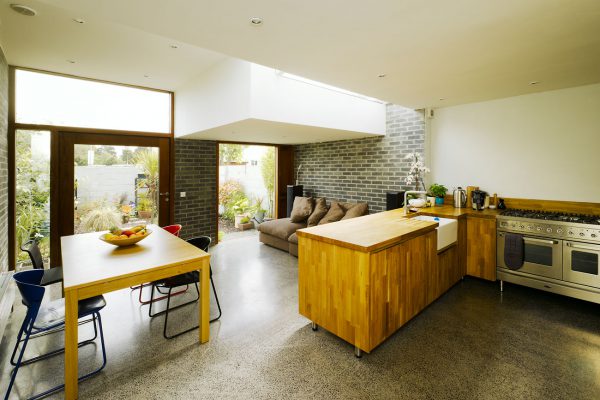 a contemporary living space which responded to the original house design but which was distinctly modern